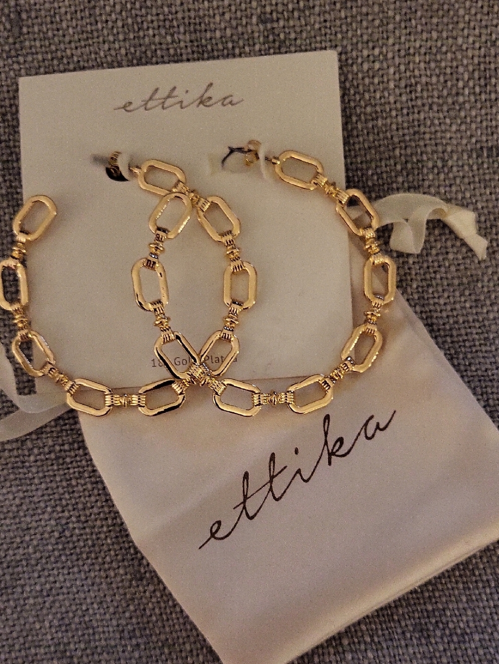 Ettika Gold Tone Chain Link Hoop Earrings With Dust Bag
